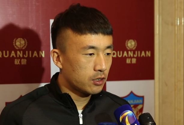 而你又与他有婚约在身，两家还是多年世交，你嫁给辰儿那是天经地义、天造地设。